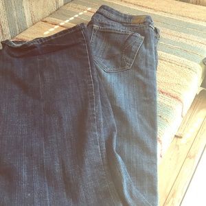 LIT JEANS